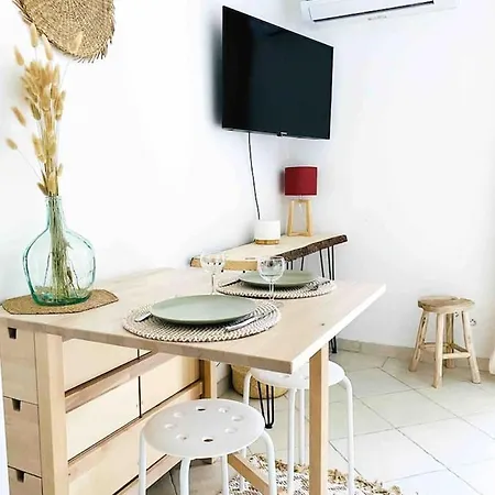 Studio Boheme Avec Jardinet Sans Vis A Vis 拉克鲁瓦瓦尔梅
